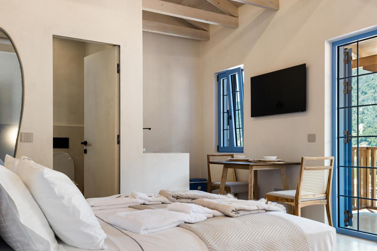 Tellion Suites Áyios Nikítas Eksteriør bilde