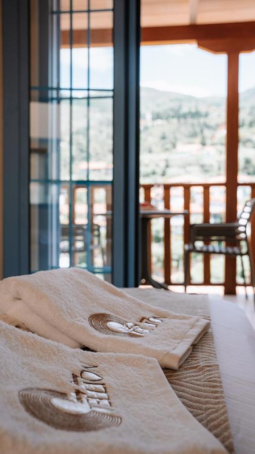 Tellion Suites Áyios Nikítas Eksteriør bilde